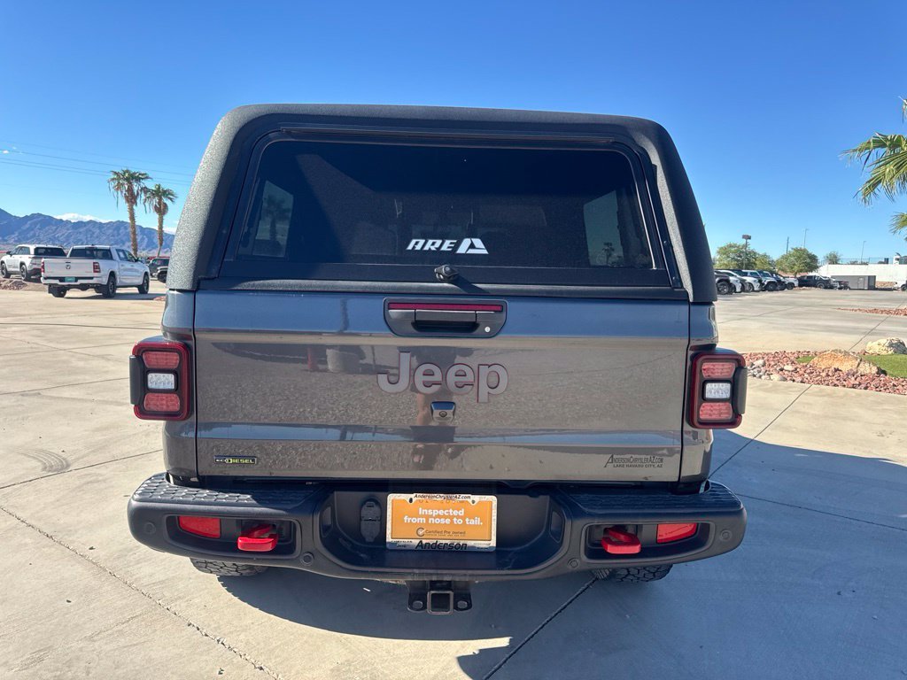 Certified Used 2021 Gray Jeep Rubicon image 4