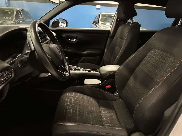 Certified Used 2023 Platinum White Pearl Honda AWD SPORT image 14