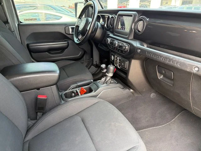 Used 2021 Gray Jeep Unlimited Sport Altitude image 24