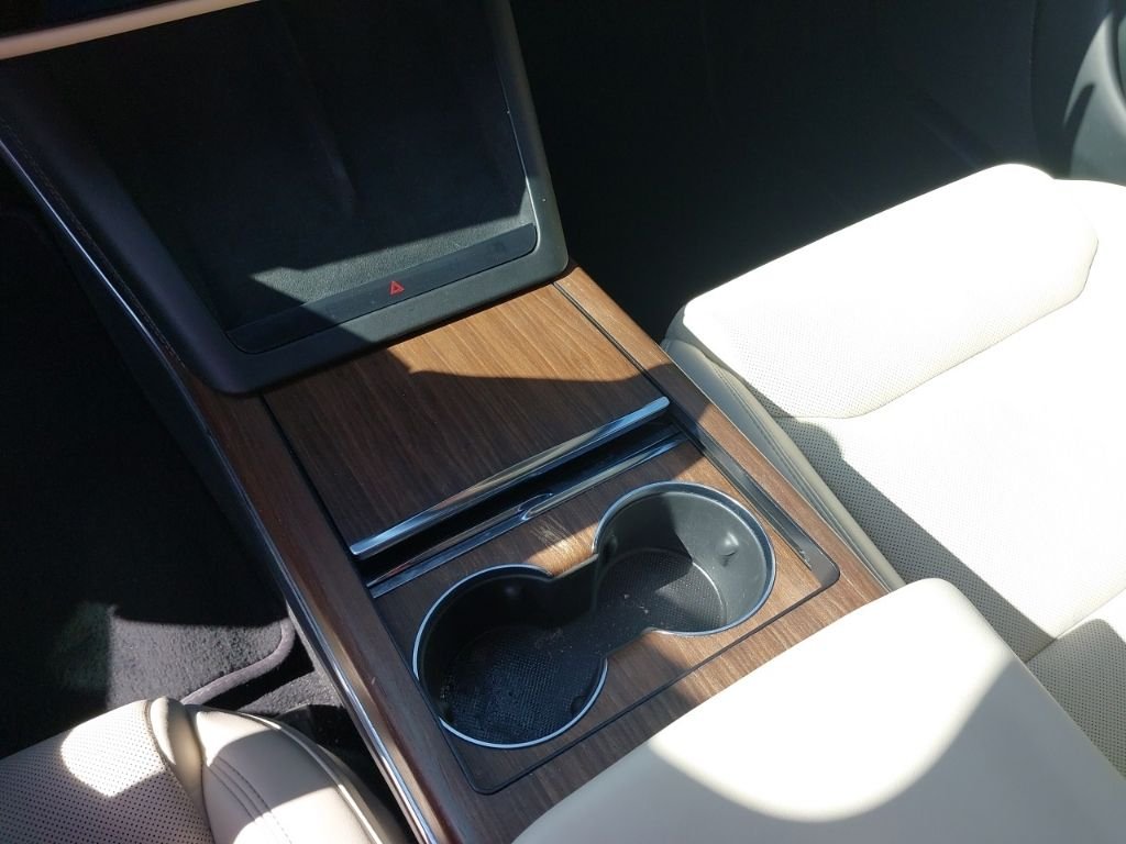 Used 2022 White Tesla Base image 14