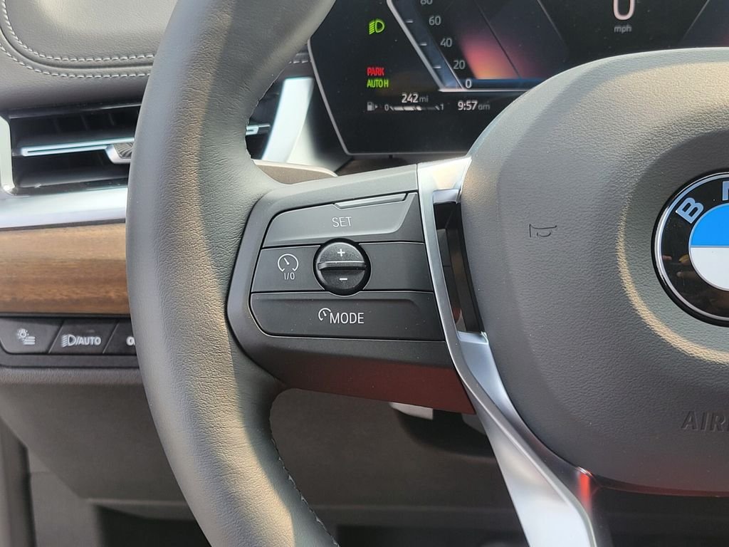2025 BMW X1 28i - Photo 30