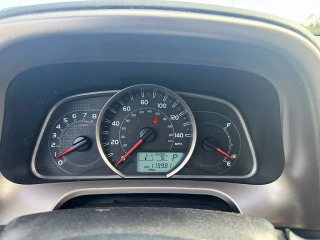 Used 2013 Magnetic Gray Metallic Toyota XLE image 18