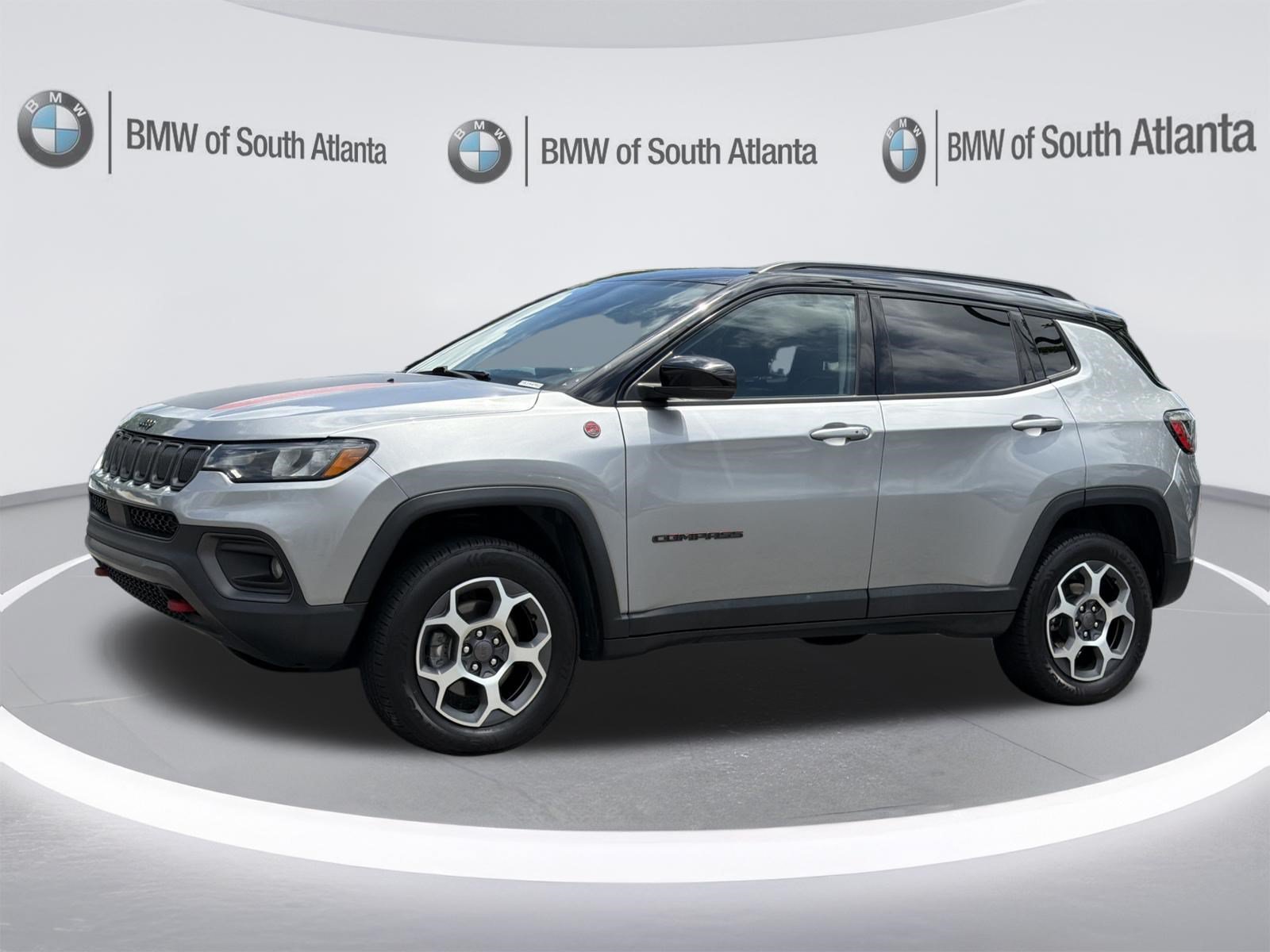 Used 2022 Billet Silver Metallic Clearcoat Jeep Trailhawk image 22