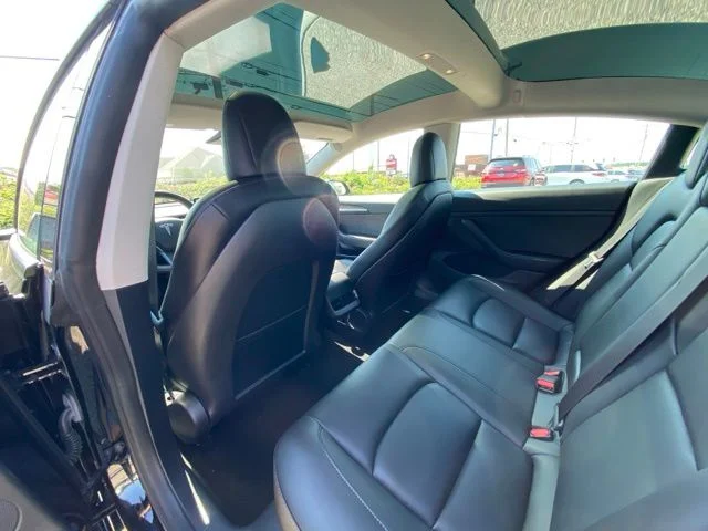 Used 2022 Solid Black Tesla Long Range image 48