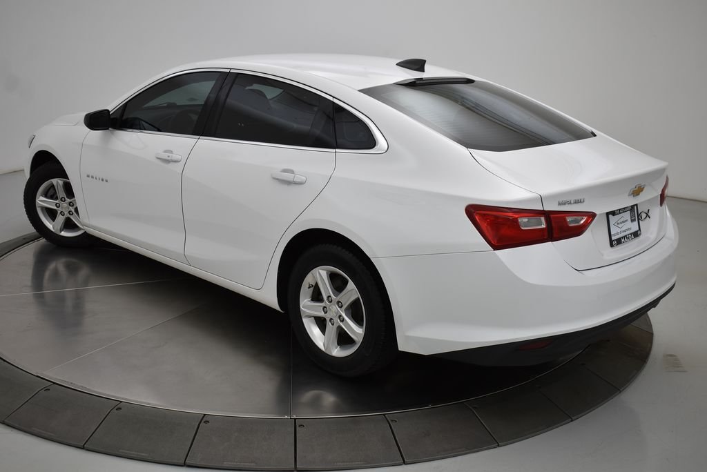 Used 2019 Summit White Chevrolet LS image 8