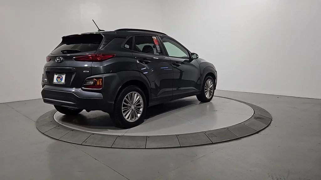 Used 2019 Gray Hyundai SEL image 5