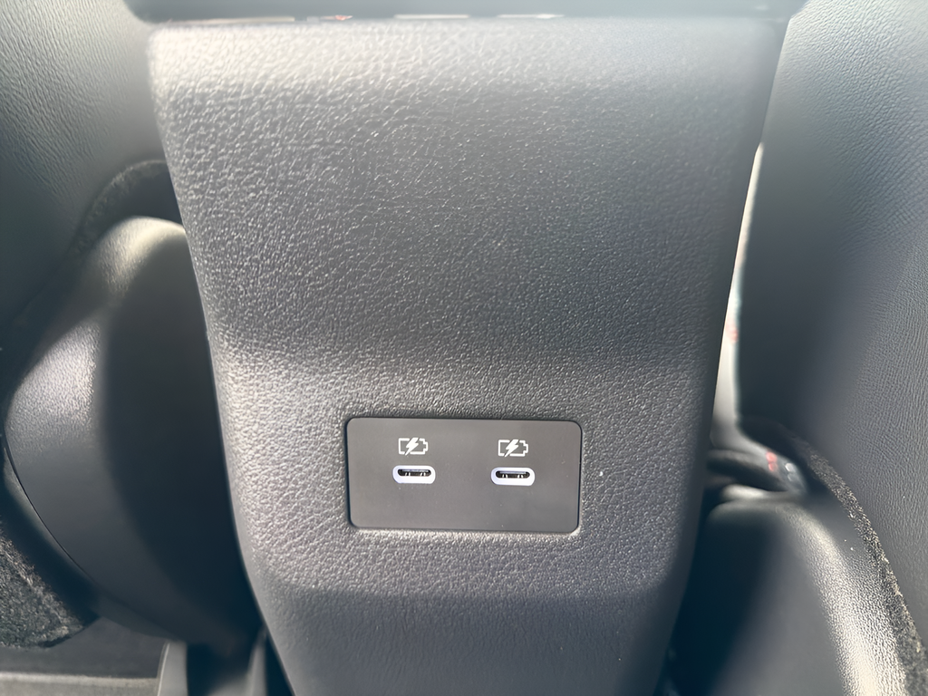2026 Nissan KICKS SR - Photo 22