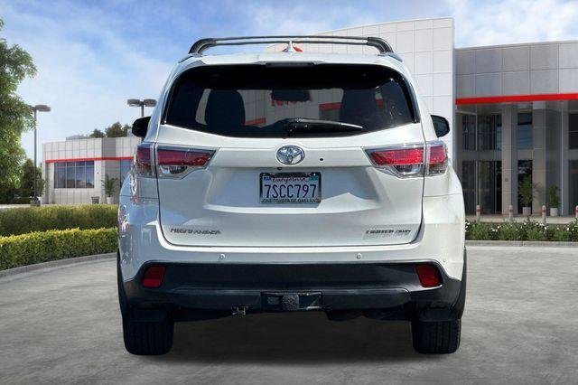 Certified Used 2016 BLIZZARD PEARL Toyota  image 6