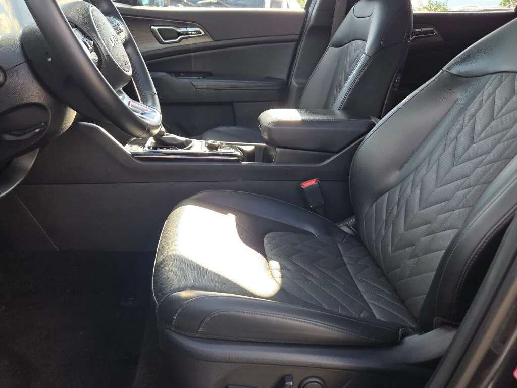 Used 2024 Gray Kia X-Line image 23