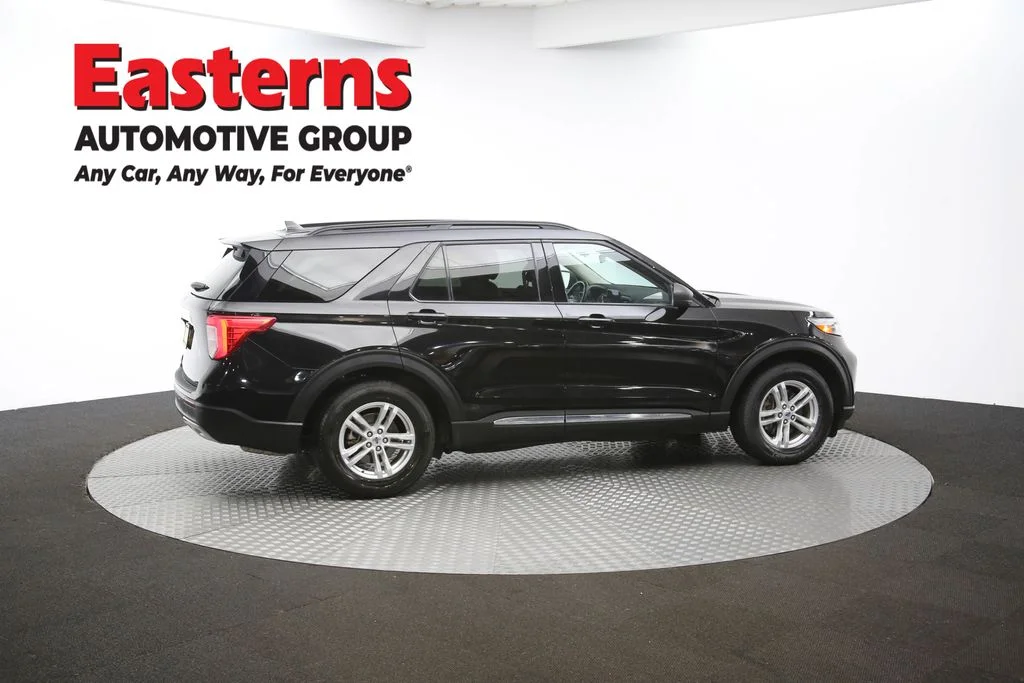 Used 2023 Black Ford XLT image 43
