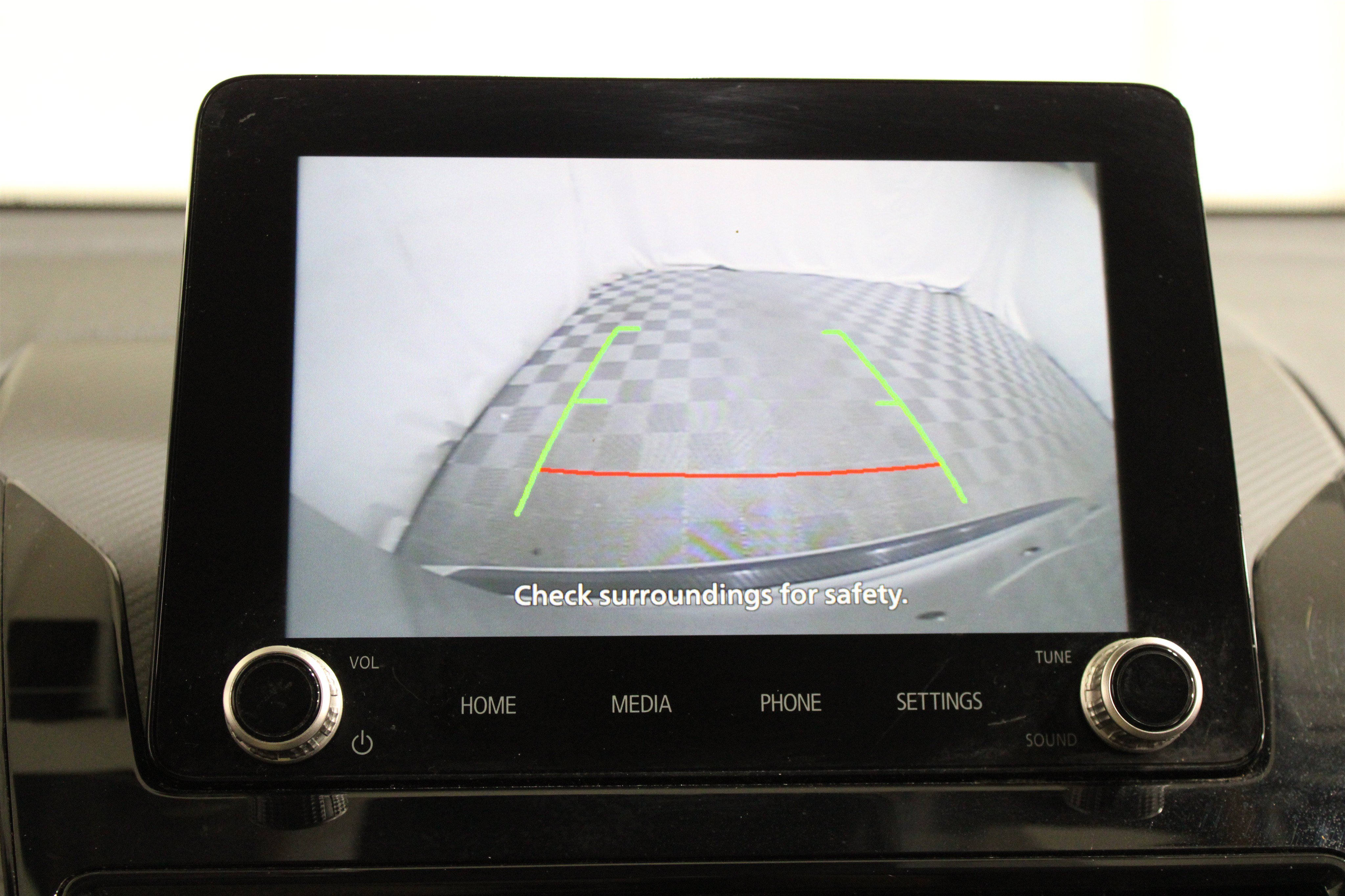 Used 2024 Alloy Silver Metallic Mitsubishi LE image 13