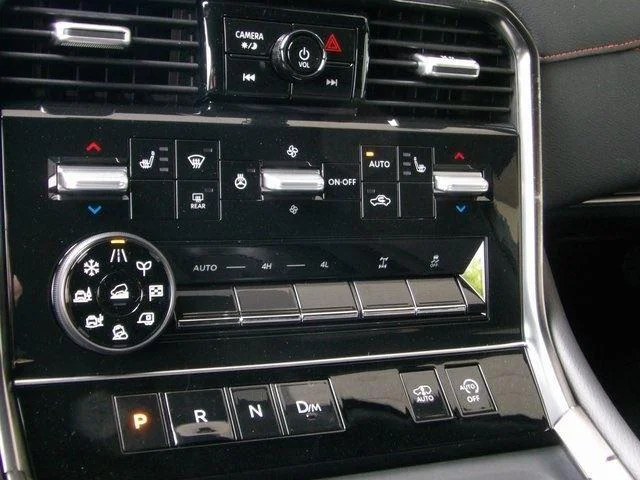 2025 Nissan Armada PRO-4X - Photo 24