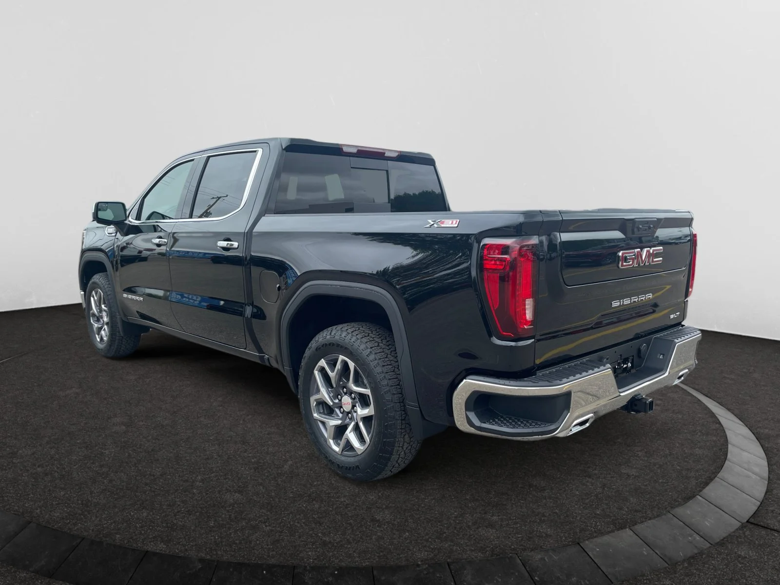 New 2026 Onyx Black GMC SLT image 3