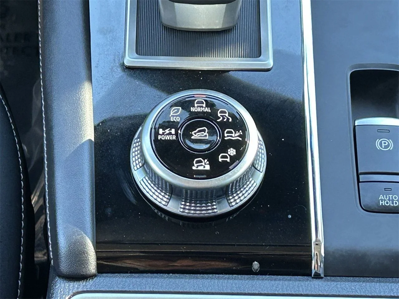 New 2026 Gray Nissan SL image 21