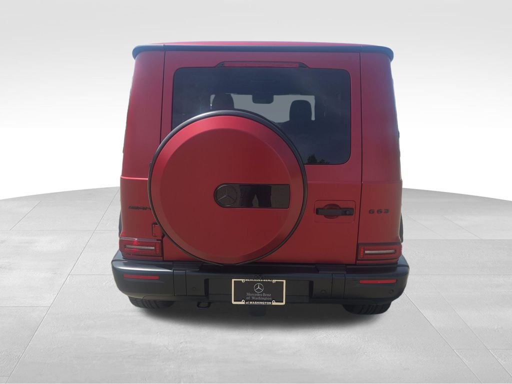 New 2026 MANUFAKTUR Exclusive Cardinal Red Magno Mercedes-Benz AMG® G 63 SUV image 4