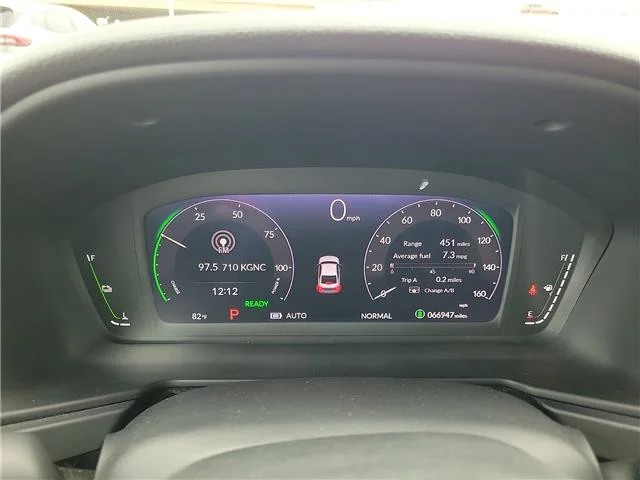 Used 2025 Meteorite Gray Metallic Honda Touring image 16