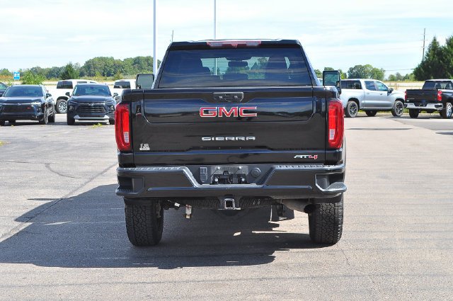 Used 2021 ONYX BLACK GMC AT4 image 4