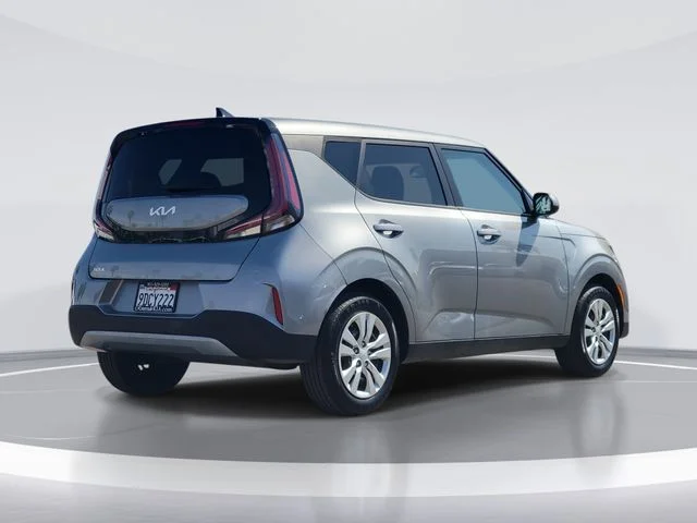 Used 2023 Steel Gray Kia LX image 4