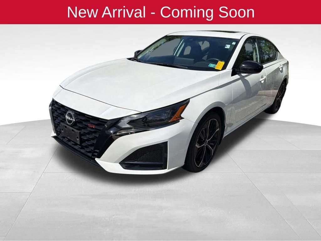 2024 Nissan Altima 2.5 SR's photo