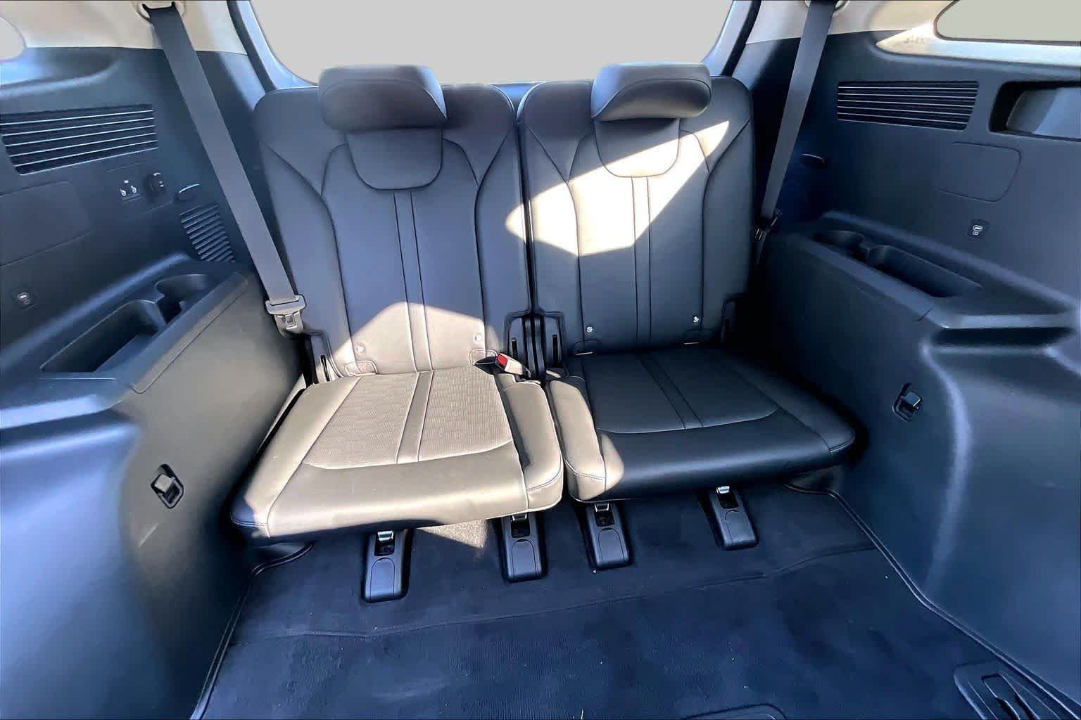 Used 2024 Everlasting Silver Kia X-Line SX image 23
