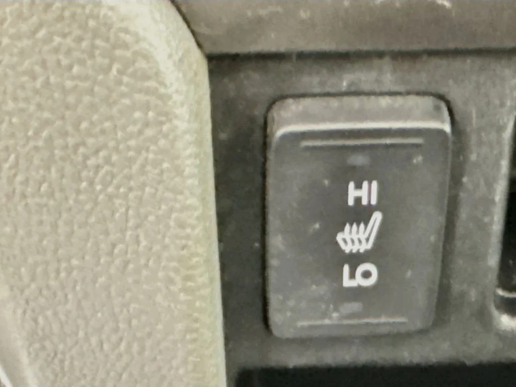 Used 2016 Silver Honda EX-L image 24
