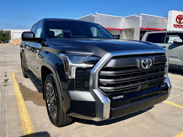 2026 Toyota Tundra 2WD Limited CrewMax 5.5' Bed