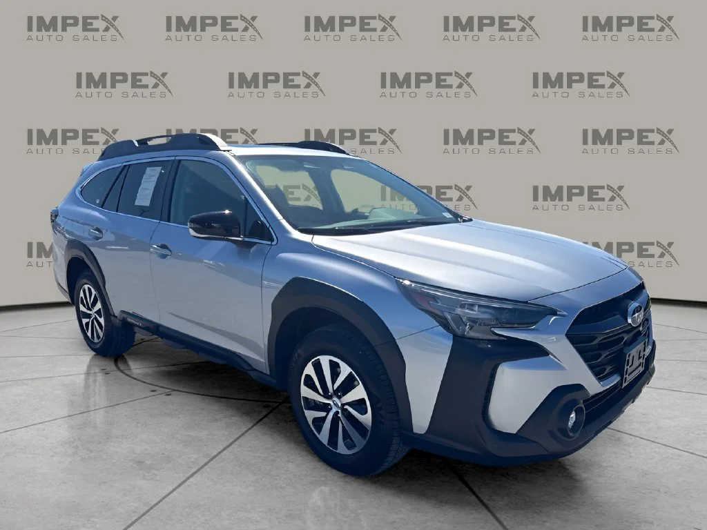 Used 2025 Silver Subaru Premium image 7