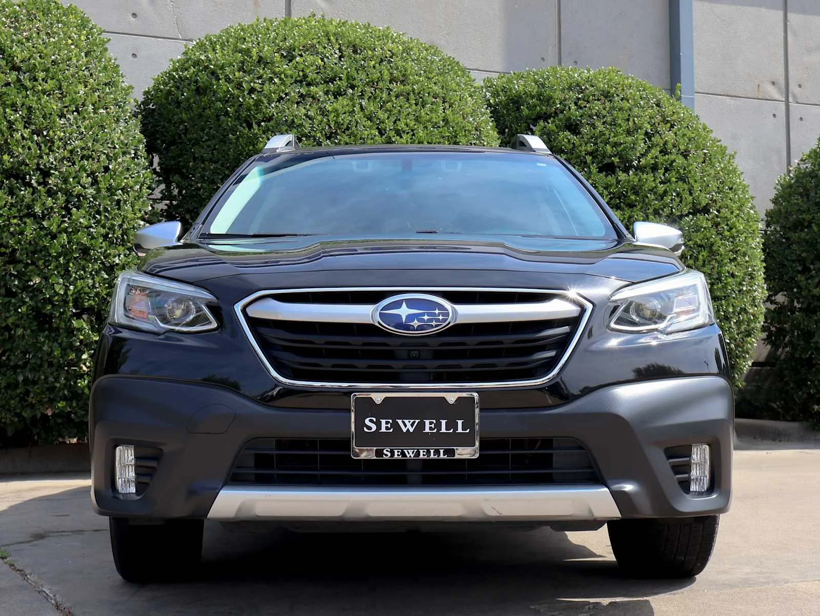 Used 2021 Crystal Black Silica Subaru Touring XT image 2