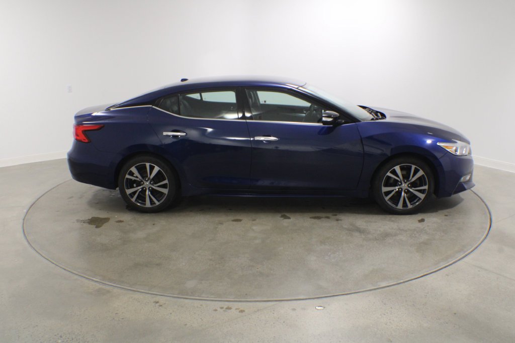 Used 2017 Deep Blue Pearl Nissan 3.5 SV image 7