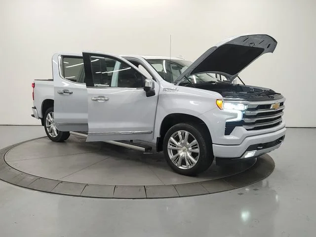 2026 Chevrolet Silverado 1500 High Country - Photo 10
