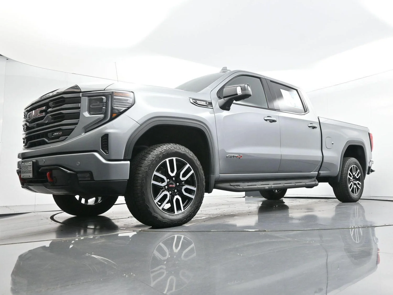 Used 2025 Sterling Metallic GMC AT4 image 48