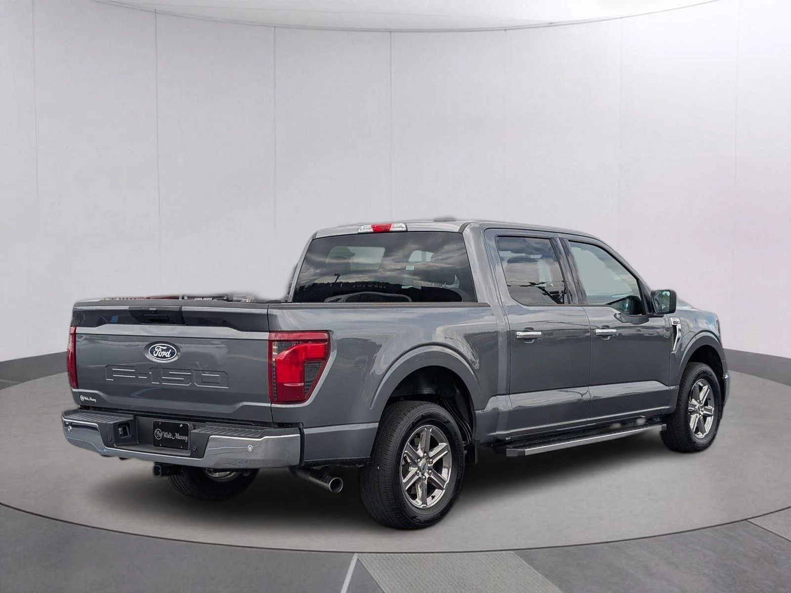 Used 2025 Carbonized Gray Ford XLT image 7