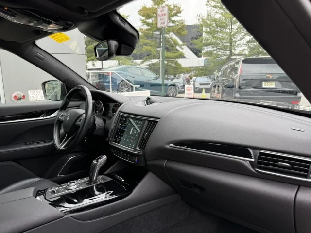 Used 2022 Grigio Maratea Metallic Maserati GT ~ Gt Sport Package & Driver Assistance Pack !! image 27