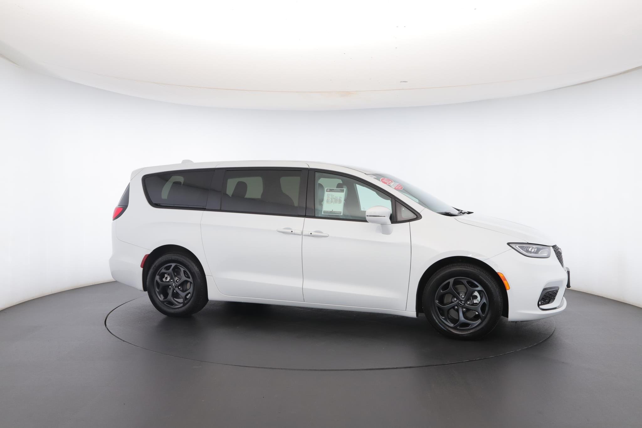 2022 Chrysler Pacifica Hybrid Touring L - Photo 40