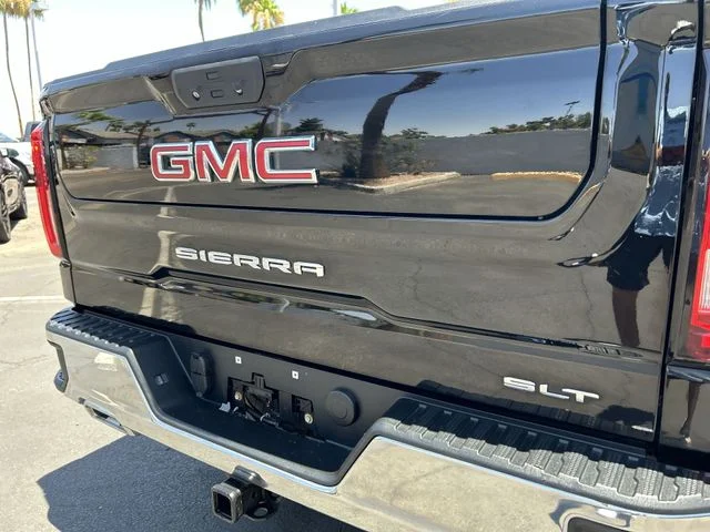 Used 2020 Gray GMC SLT image 34