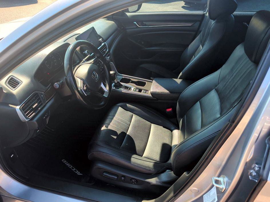 Used 2022 Silver Honda EX-L image 8