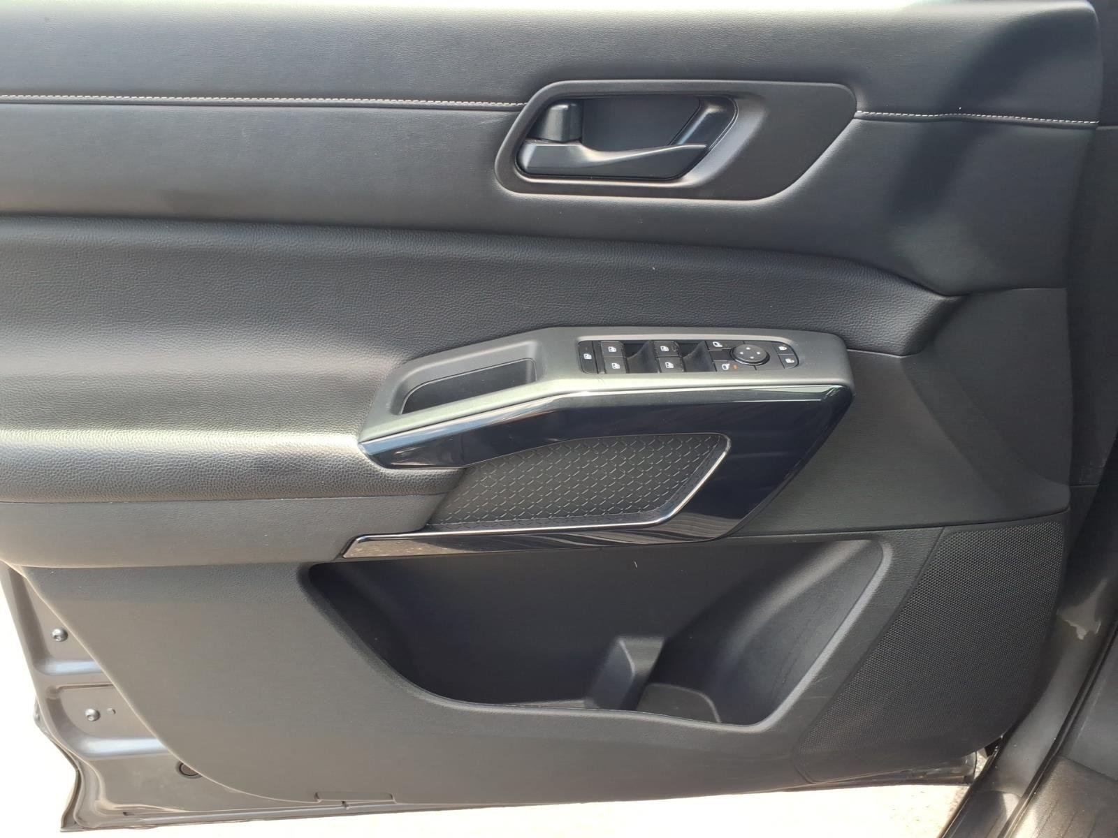 Used 2024 Gun Metallic Nissan SV image 29