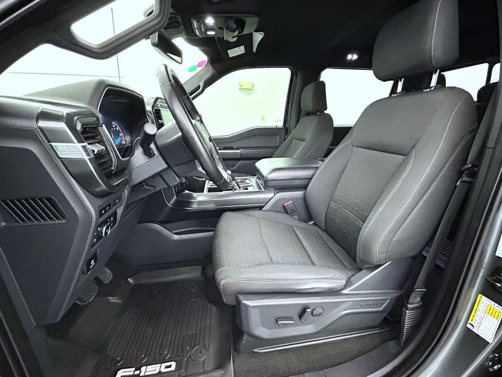 Used 2023 Gray Ford XLT image 10