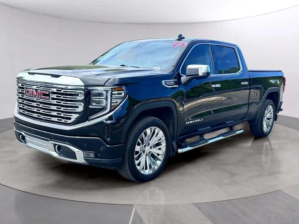 Used 2023 Onyx Black GMC Denali image 7