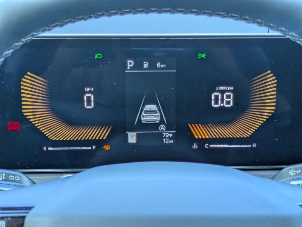 New 2026 Wolf Gray Kia S image 32