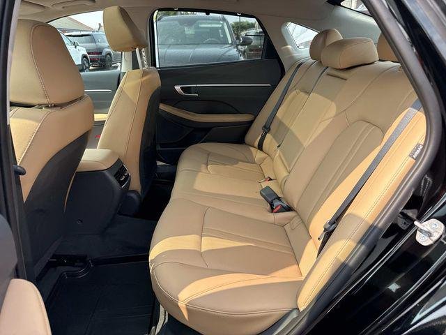 New 2026 Black Hyundai Limited image 15