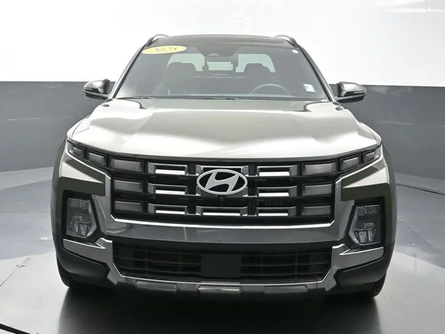 Used 2025 Green Hyundai Limited image 2