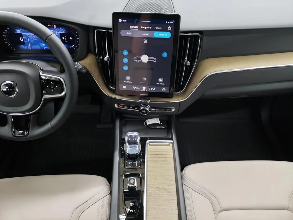 New 2026 Onyx Black Volvo Plus image 15