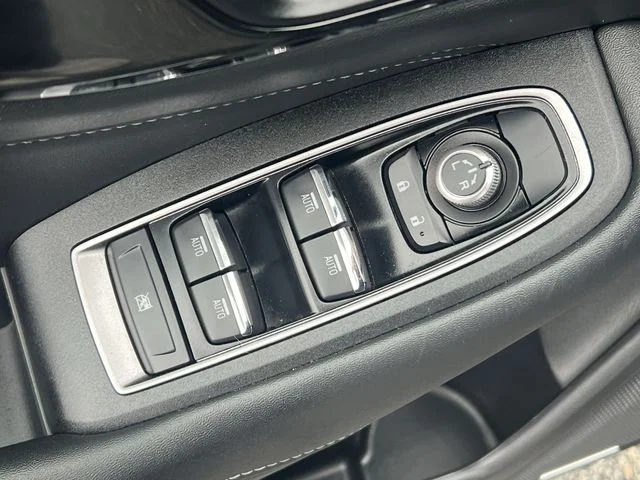 Used 2025 Black Subaru Limited image 26