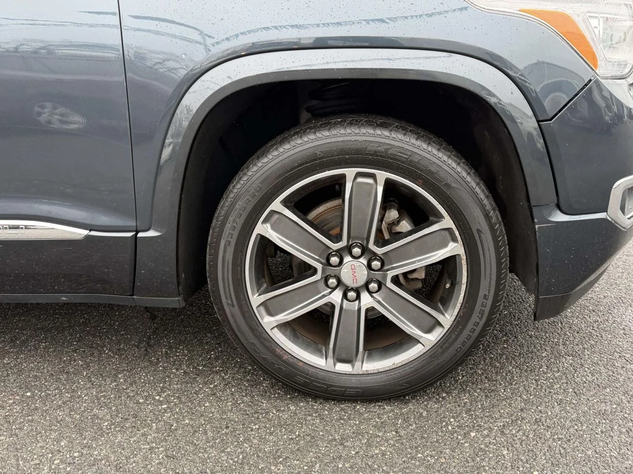 Used 2019 Dark Sky Metallic GMC Denali image 10