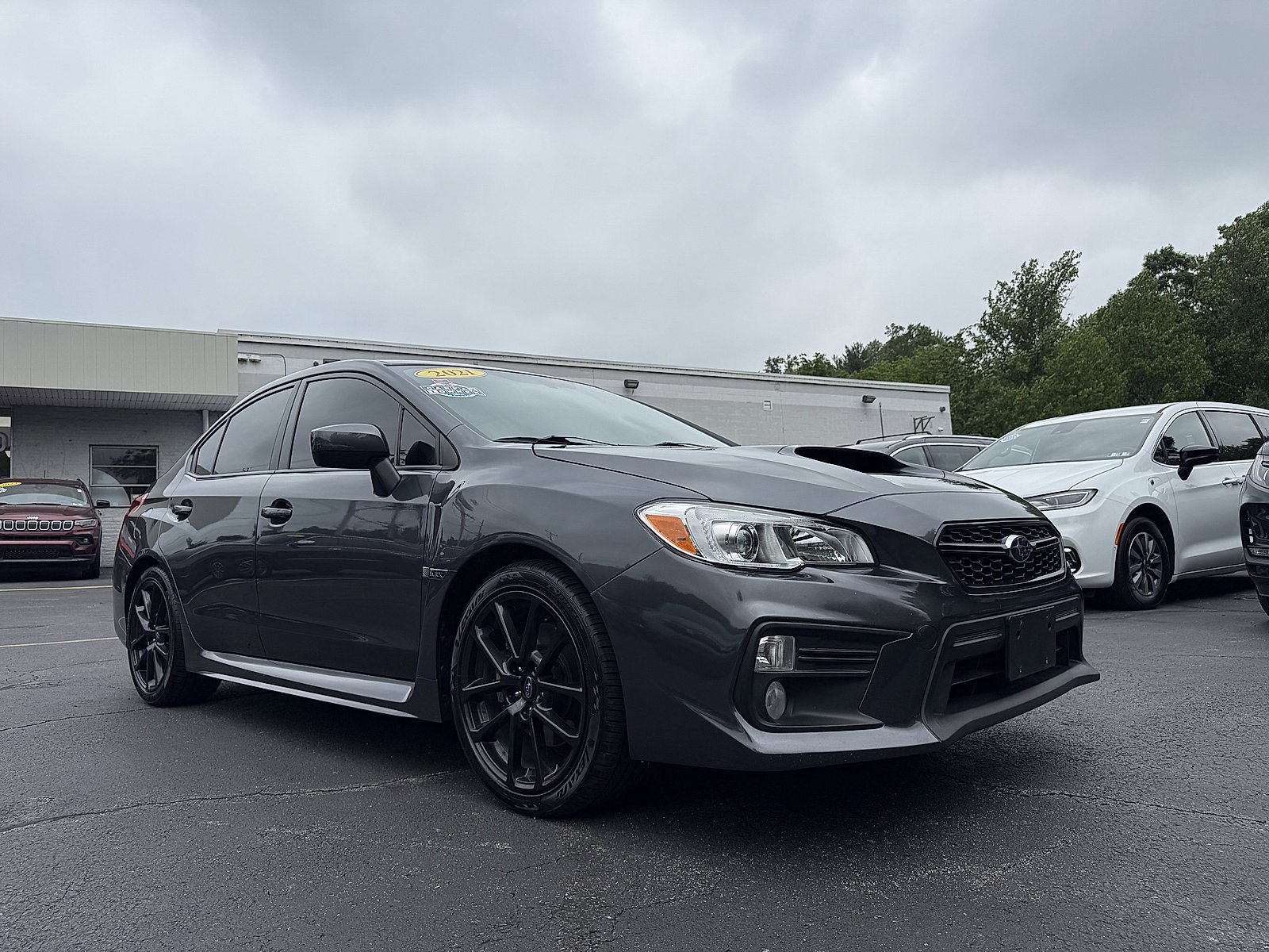 Used 2021 Magnetite Gray Metallic Subaru Premium image 7