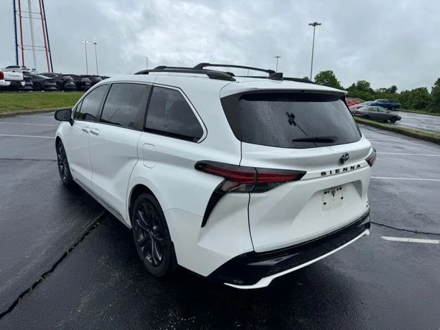 Used 2021 Super White Toyota XSE image 5