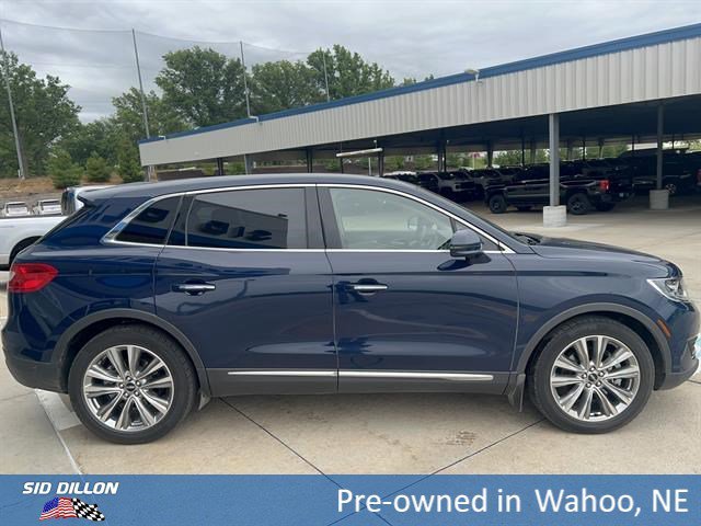 Used 2018 Blue Diamond Lincoln Reserve image 6