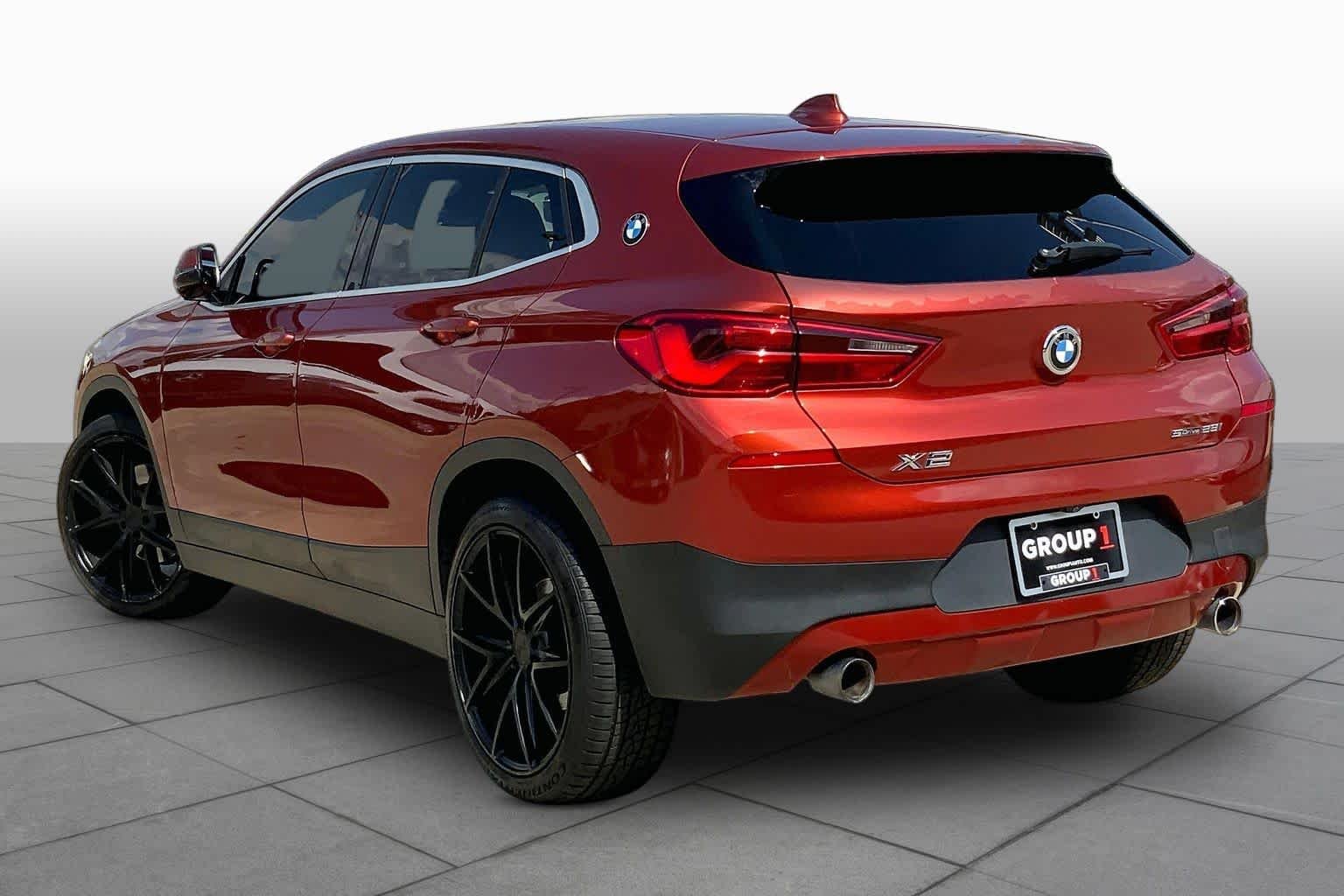 Used 2018 Sunset Orange Metallic BMW sDrive28i image 10