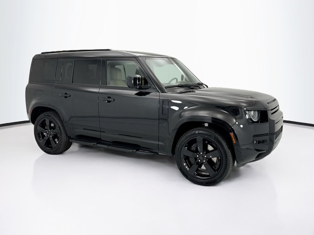 New 2026 Santorini Black LAND ROVER X-Dynamic SE image 3